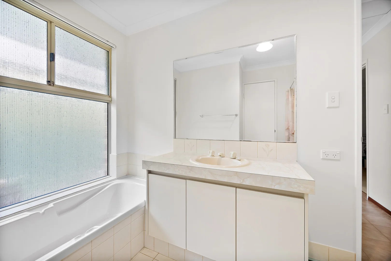 Additional image 11 of 43 River Bank Drive, Gosnells WA 6110