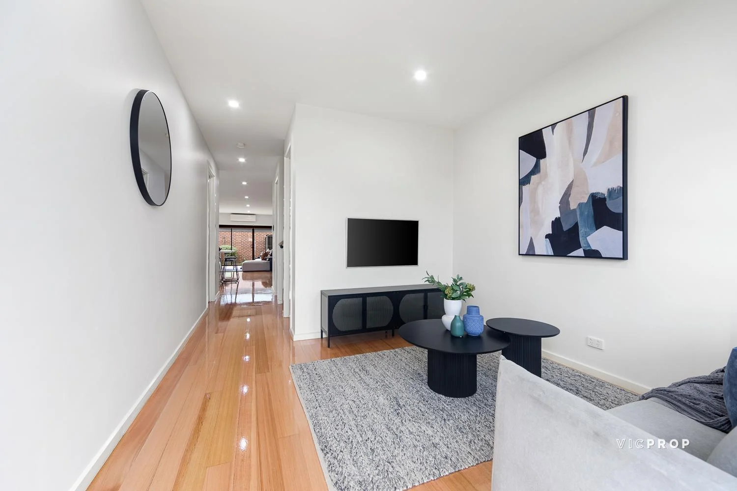 Additional image 12 of 1/104 George Street, St Albans VIC 3021