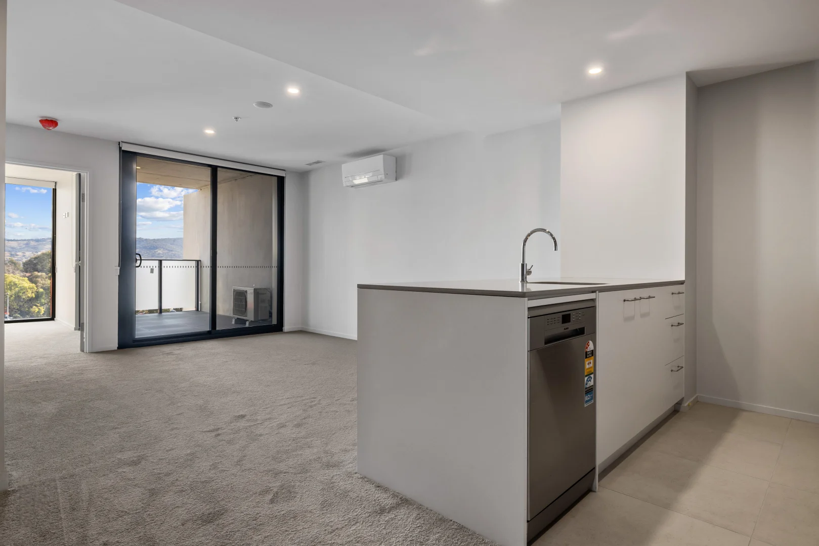 Additional image 2 of 902/335 Anketell Street, Greenway ACT 2900