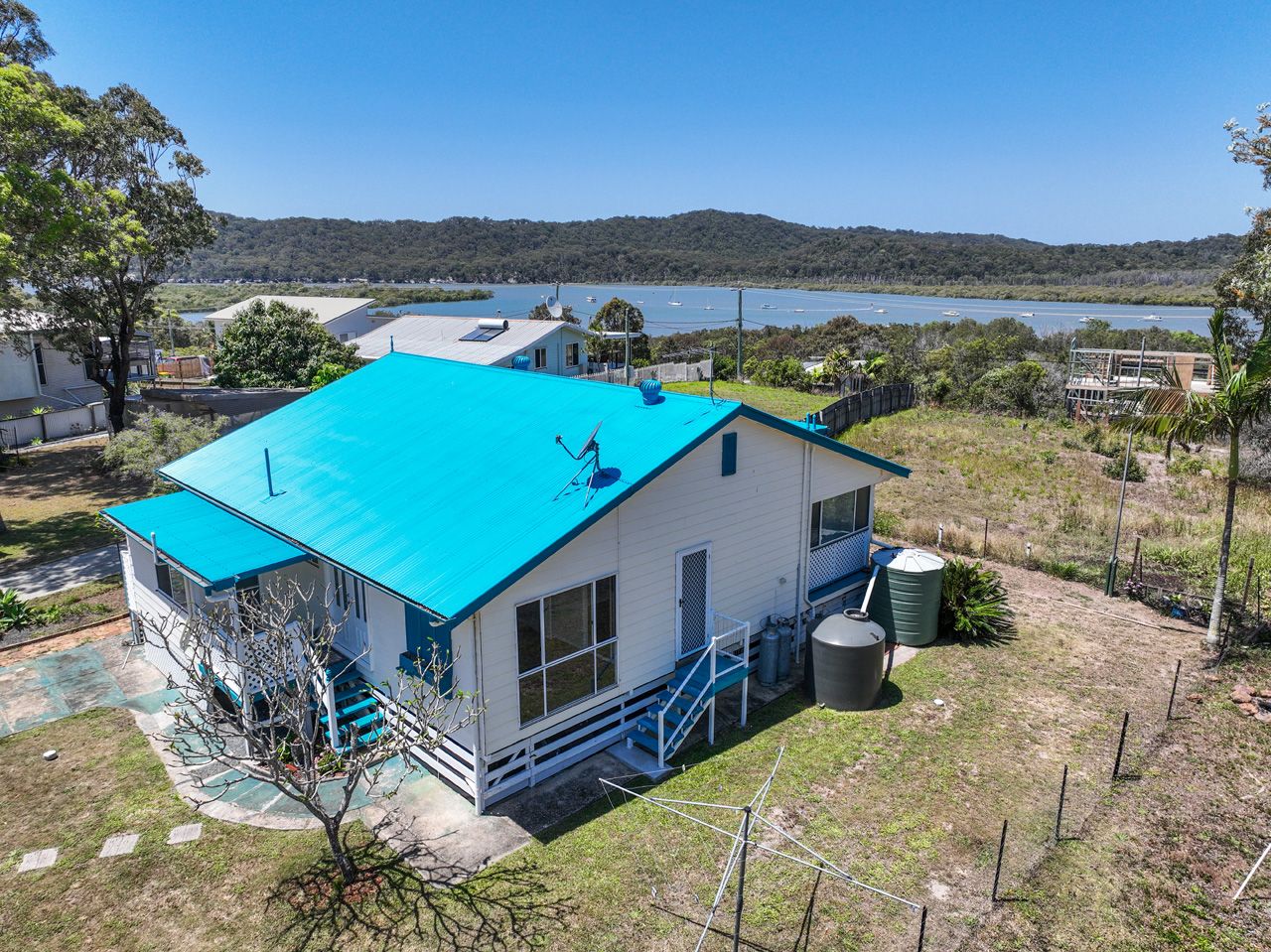 64 Prior Way, Russell Island QLD 4184, Image 0