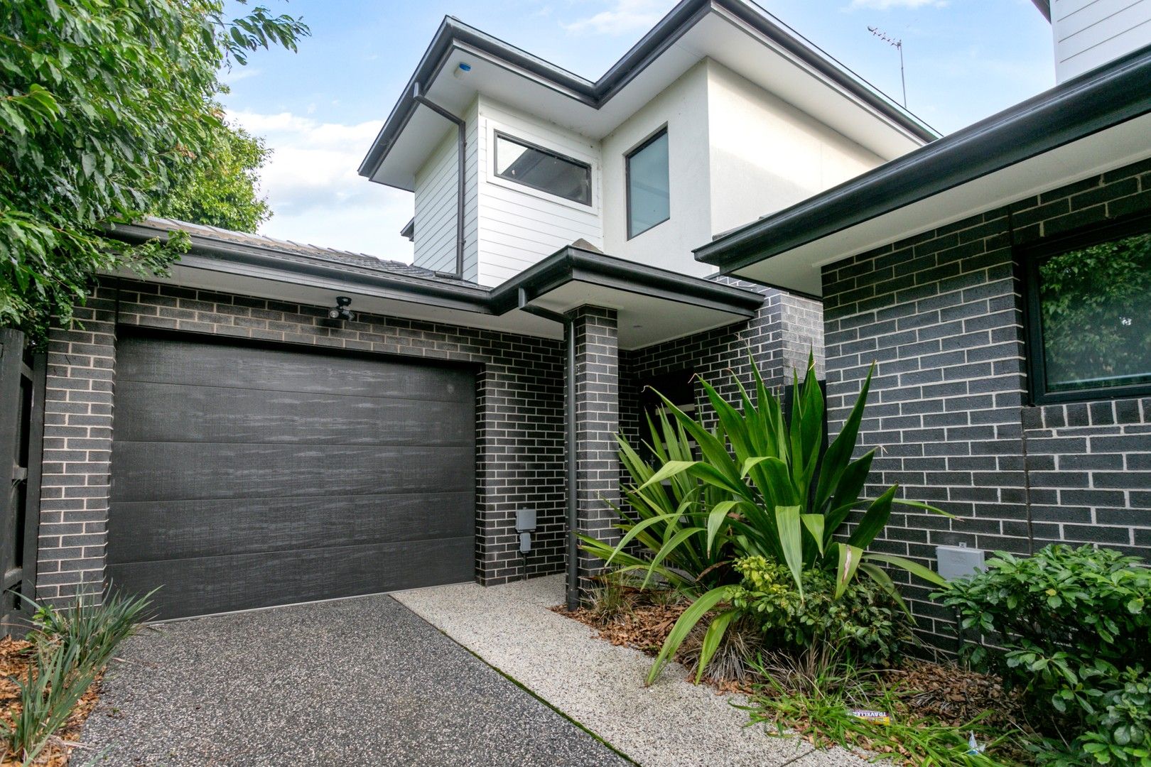 3 bedrooms Townhouse in 4/11 Bonar Street HEIDELBERG HEIGHTS VIC, 3081