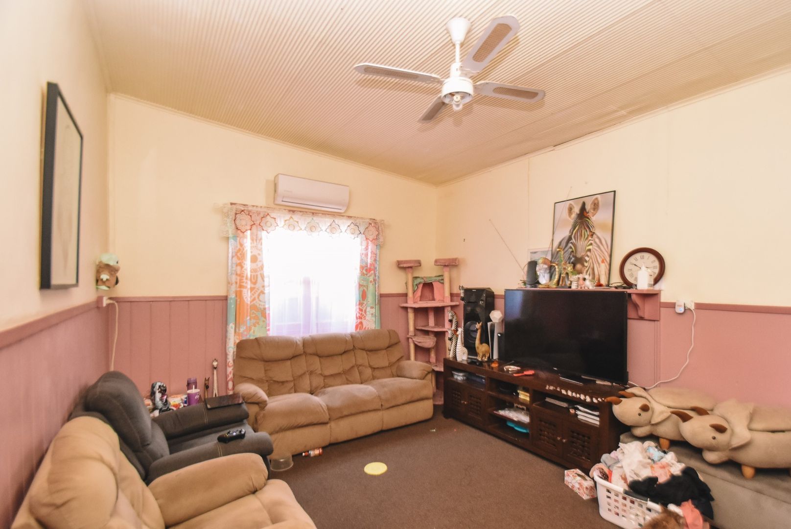 121 Ryan Street, Broken Hill NSW 2880, Image 2