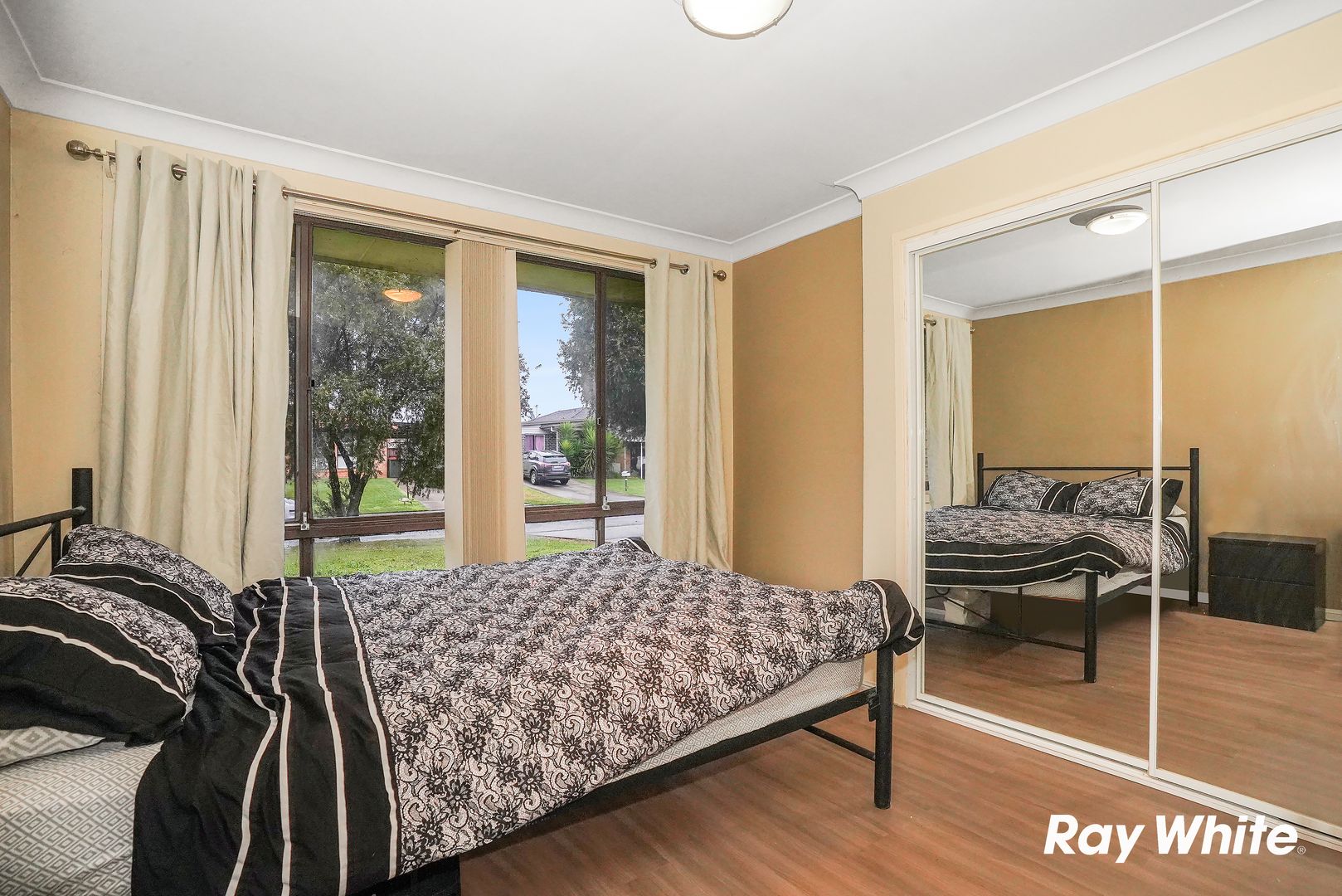 8 Speers Crescent, Oakhurst NSW 2761, Image 2