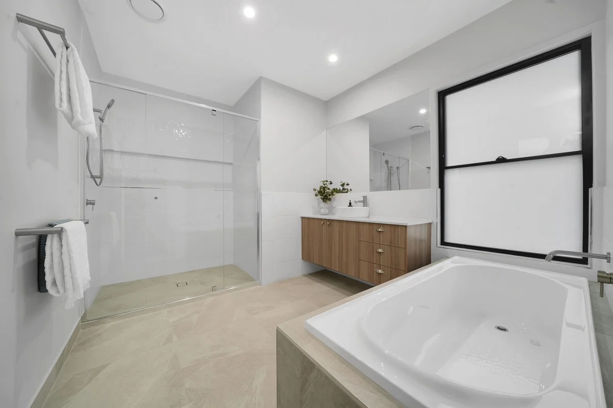 Additional image 7 of Beachmere QLD 4510