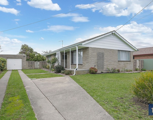 11 James Street, Colac VIC 3250