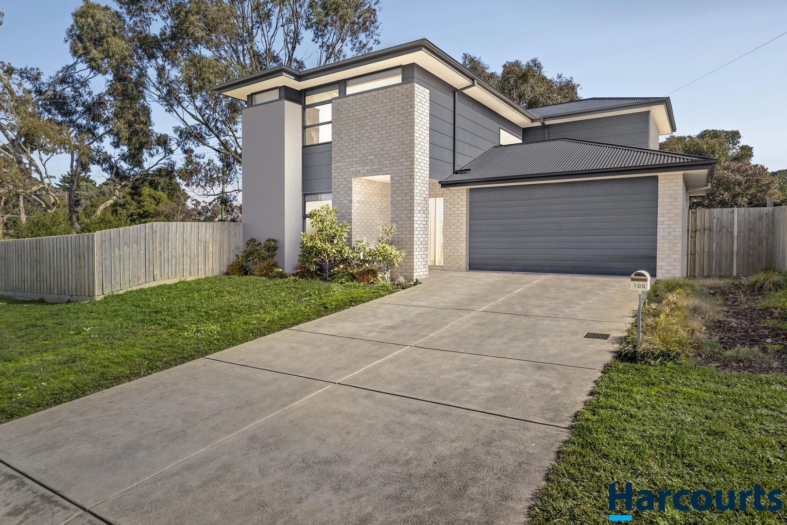 105 Sim Street, Black Hill VIC 3350, Image 0