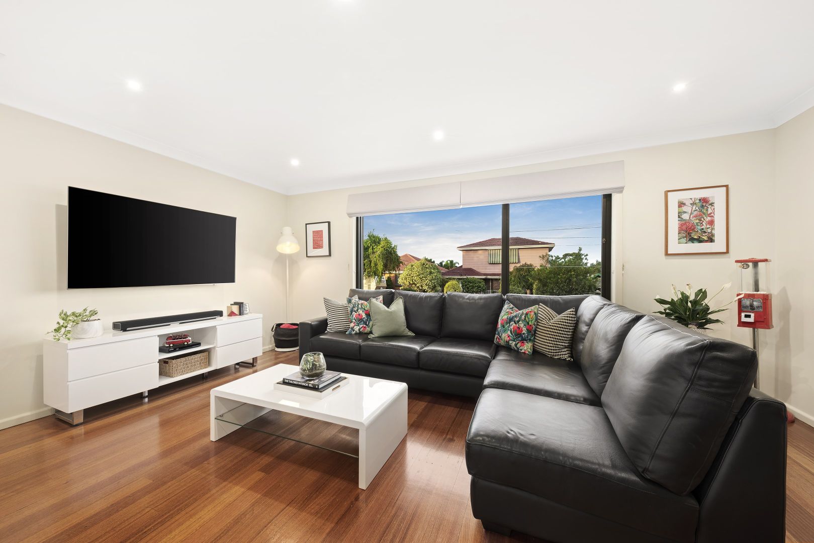 27 Champion Crescent, Bundoora VIC 3083, Image 2