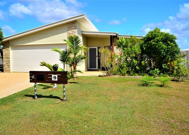8 Boambillee Circuit, Cooloola Cove QLD 4580