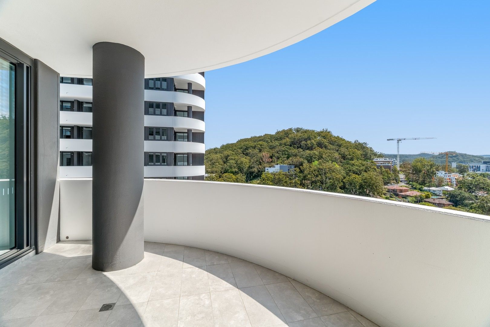 2 bedrooms Apartment / Unit / Flat in E-1804/108 Donnison Street GOSFORD NSW, 2250