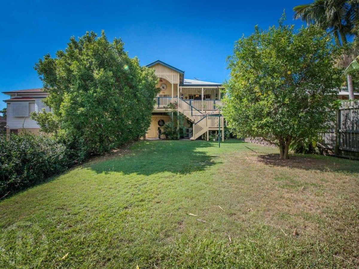 18 Tingal Road, Wynnum QLD 4178, Image 2