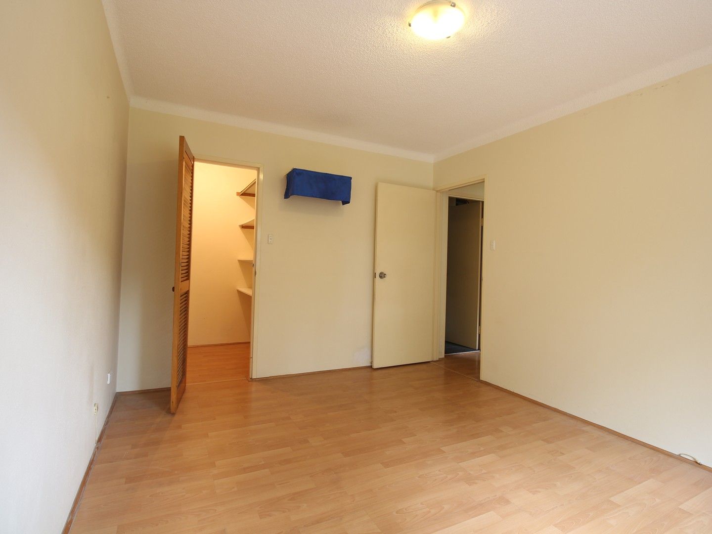 2 bedrooms Apartment / Unit / Flat in 8/162 Sandal crescent CARRAMAR NSW, 2163