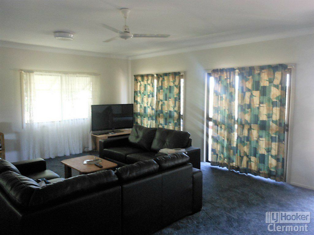 2 Mimosa Street, Clermont QLD 4721, Image 2
