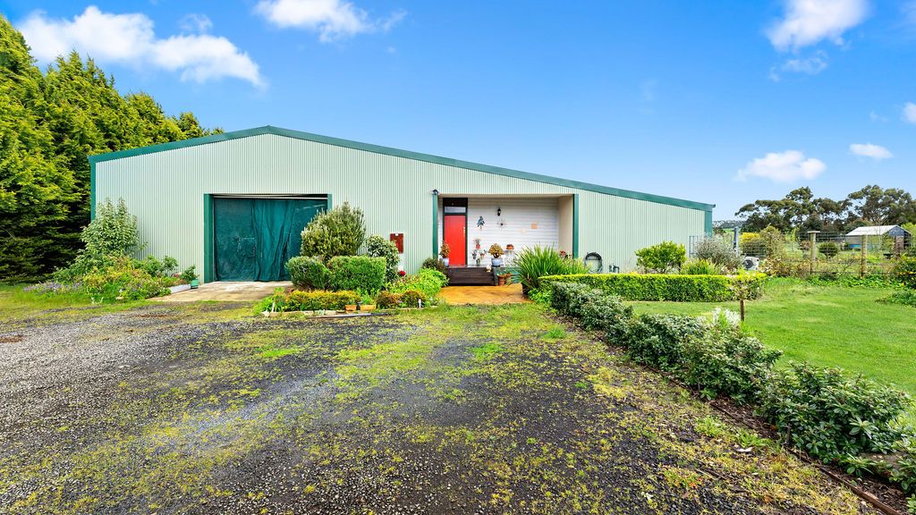 39 Brougham Street, Gordon VIC 3345 Domain