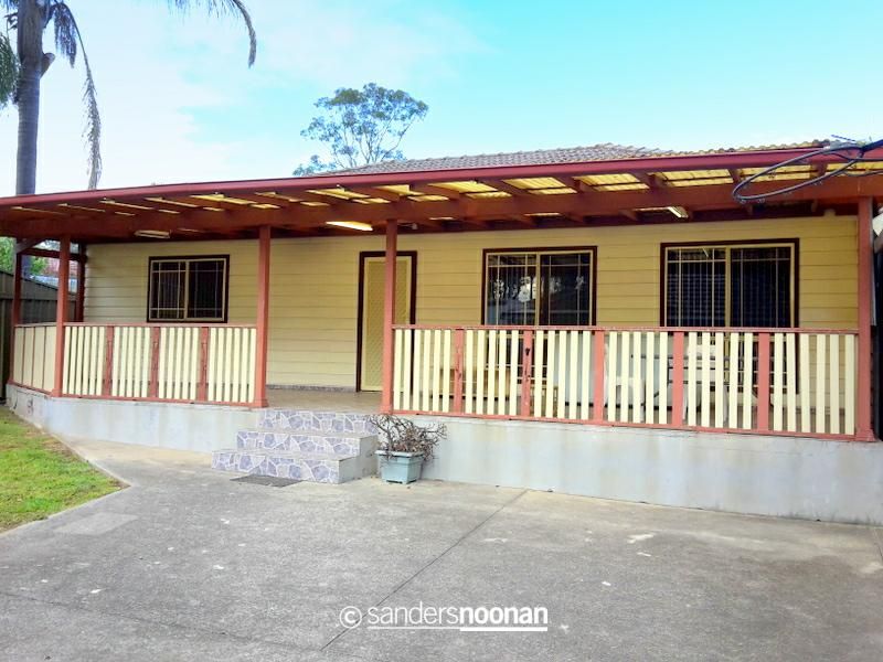 3 bedrooms House in 98A Carrington Street REVESBY NSW, 2212