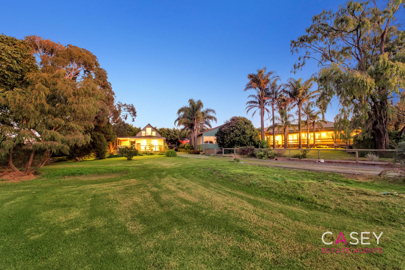 60 Moores Road, Clyde VIC 3978, Image 2