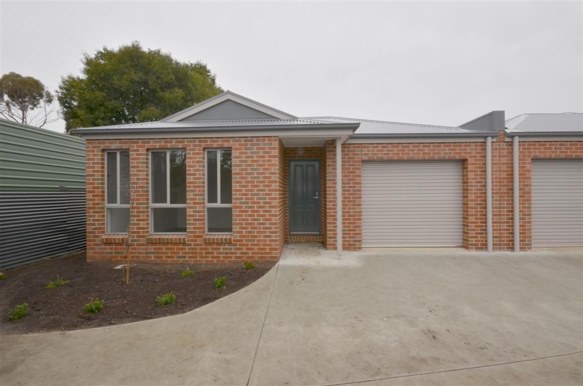 2 bedrooms Apartment / Unit / Flat in 4/257 Scott Parade BROWN HILL VIC, 3350