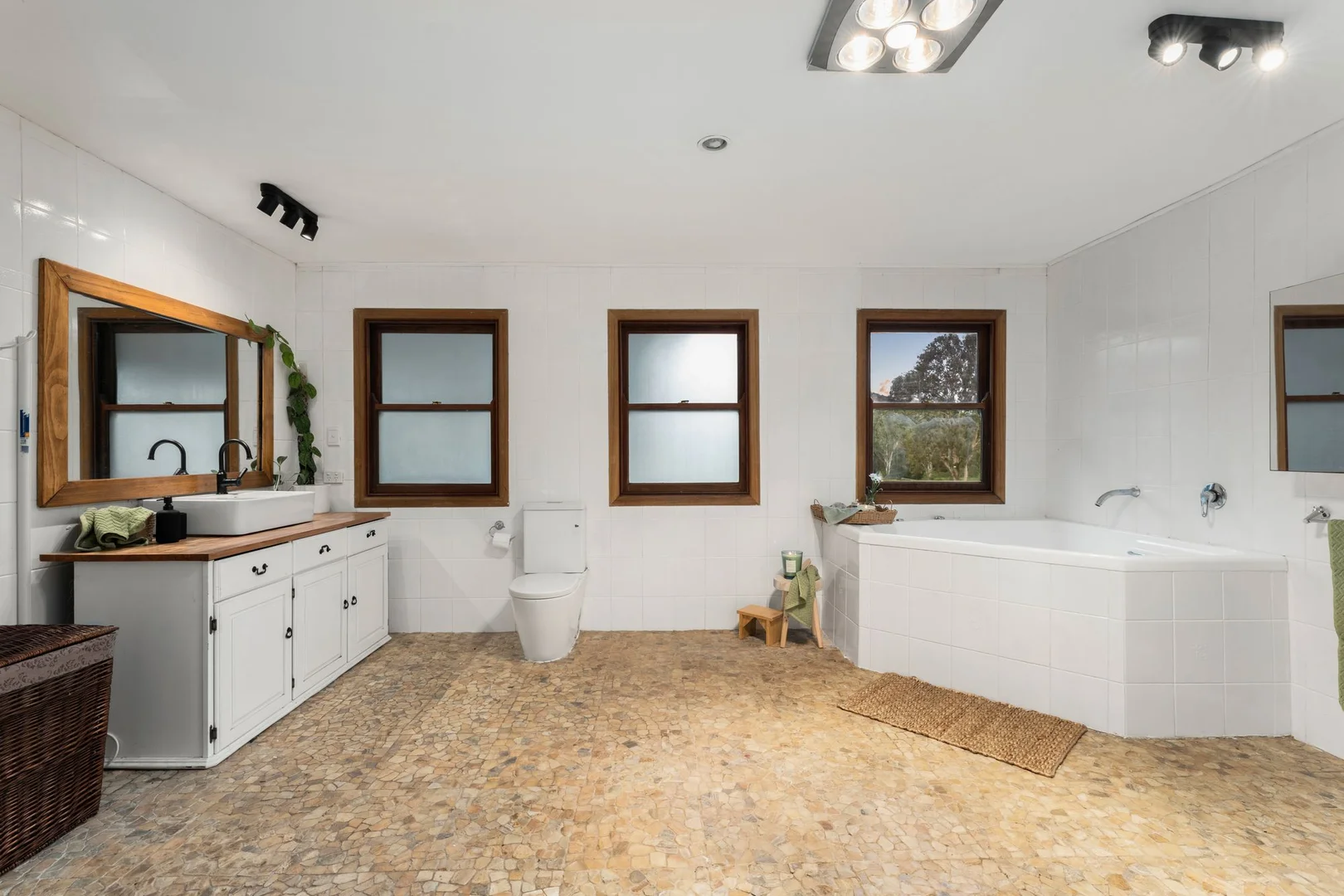 Additional image 17 of 107-115 Garden Road, Cedar Creek QLD 4207