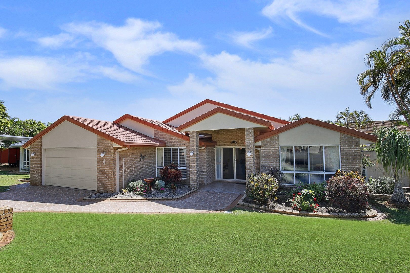 4 bedrooms House in 4 John Samuel Place ORMISTON QLD, 4160