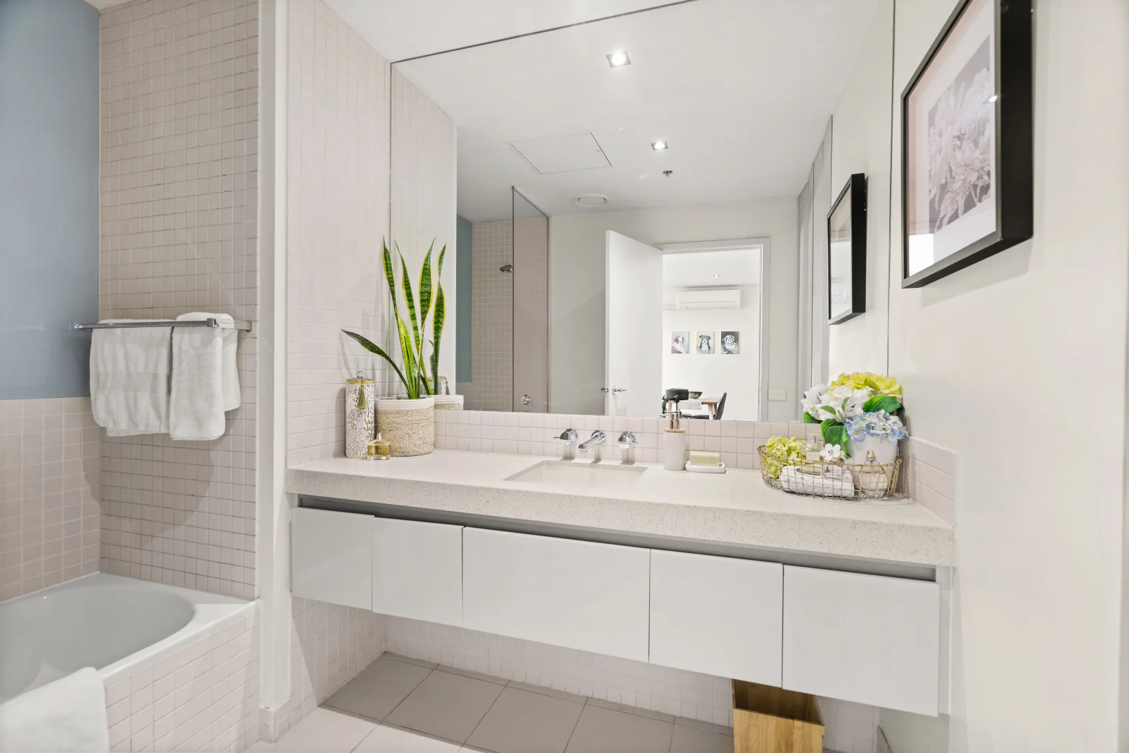 Additional image 5 of 303E/126 Rouse Street, Port Melbourne VIC 3207