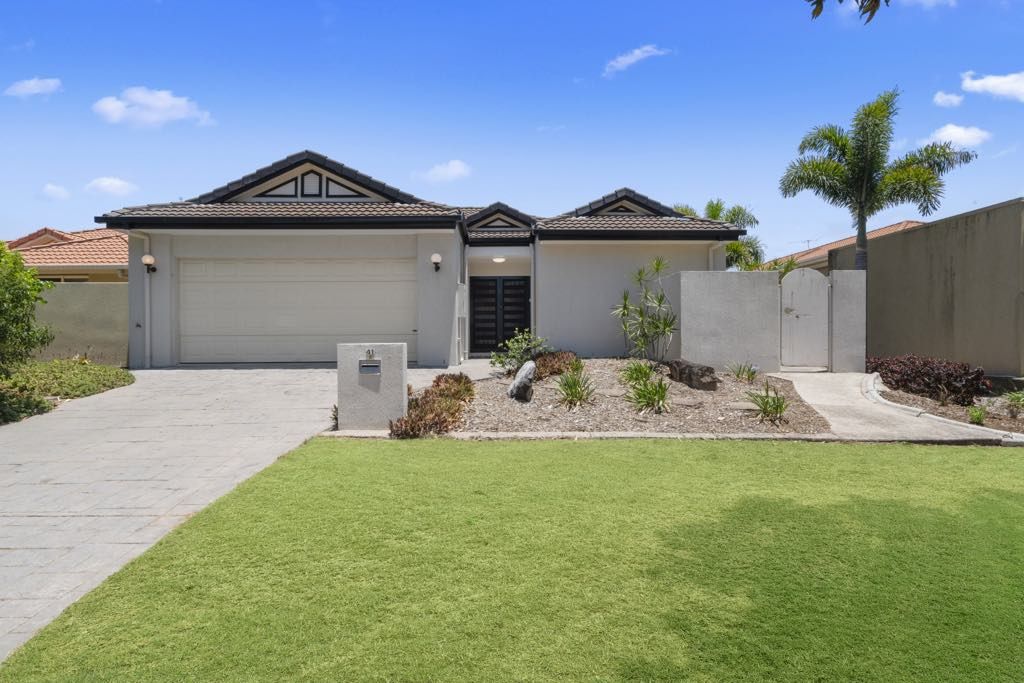 41 Dugong Crescent, Banksia Beach QLD 4507, Image 1