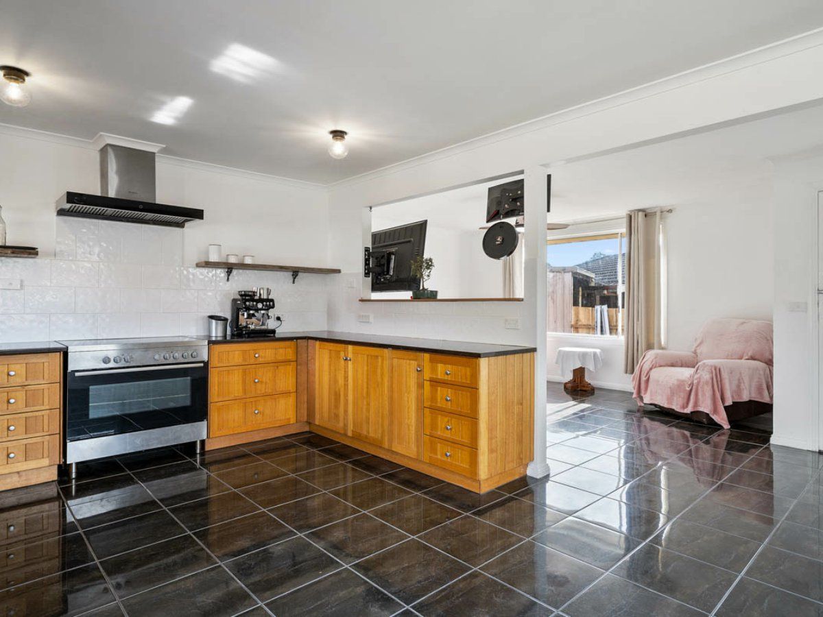 18 Lialeeta Crescent, Smithton TAS 7330