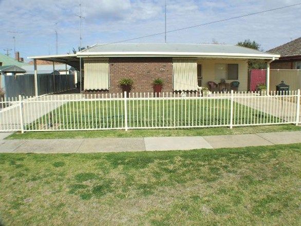 294 Harfleur, Deniliquin NSW 2710, Image 0