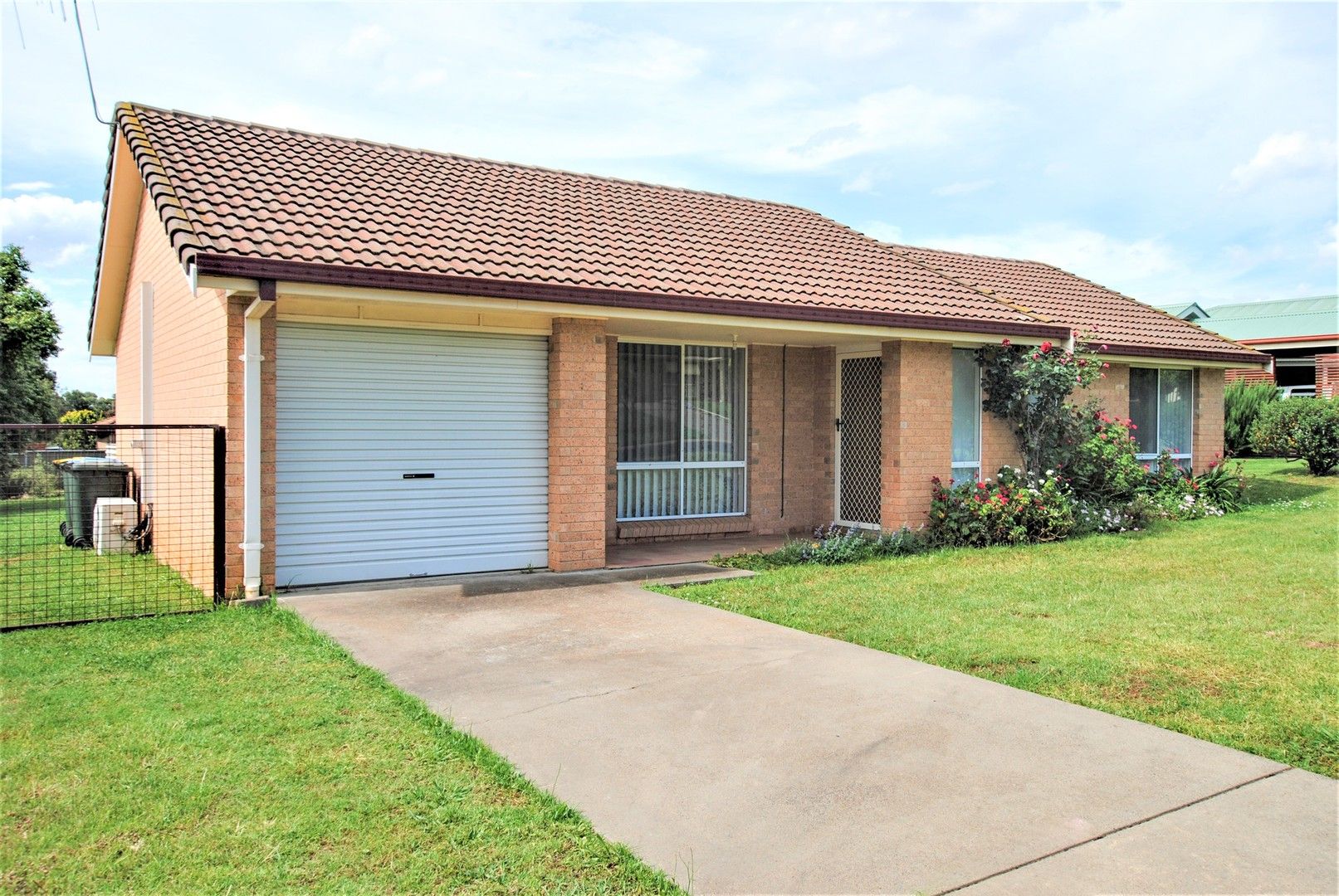 3 bedrooms House in 4 Lowana Close MUDGEE NSW, 2850