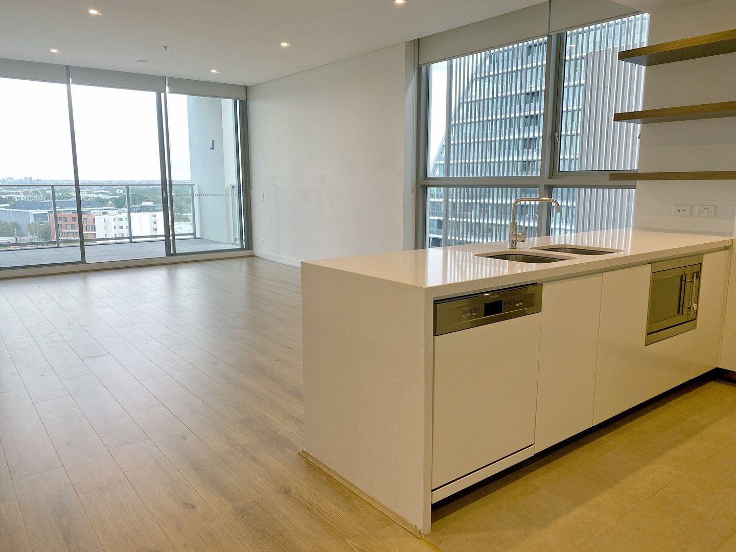 2 bedrooms Apartment / Unit / Flat in 1007/28 Ebsworth St ZETLAND NSW, 2017