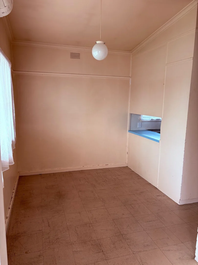 Additional image 4 of 12 Hyland Ct, Sale VIC 3850