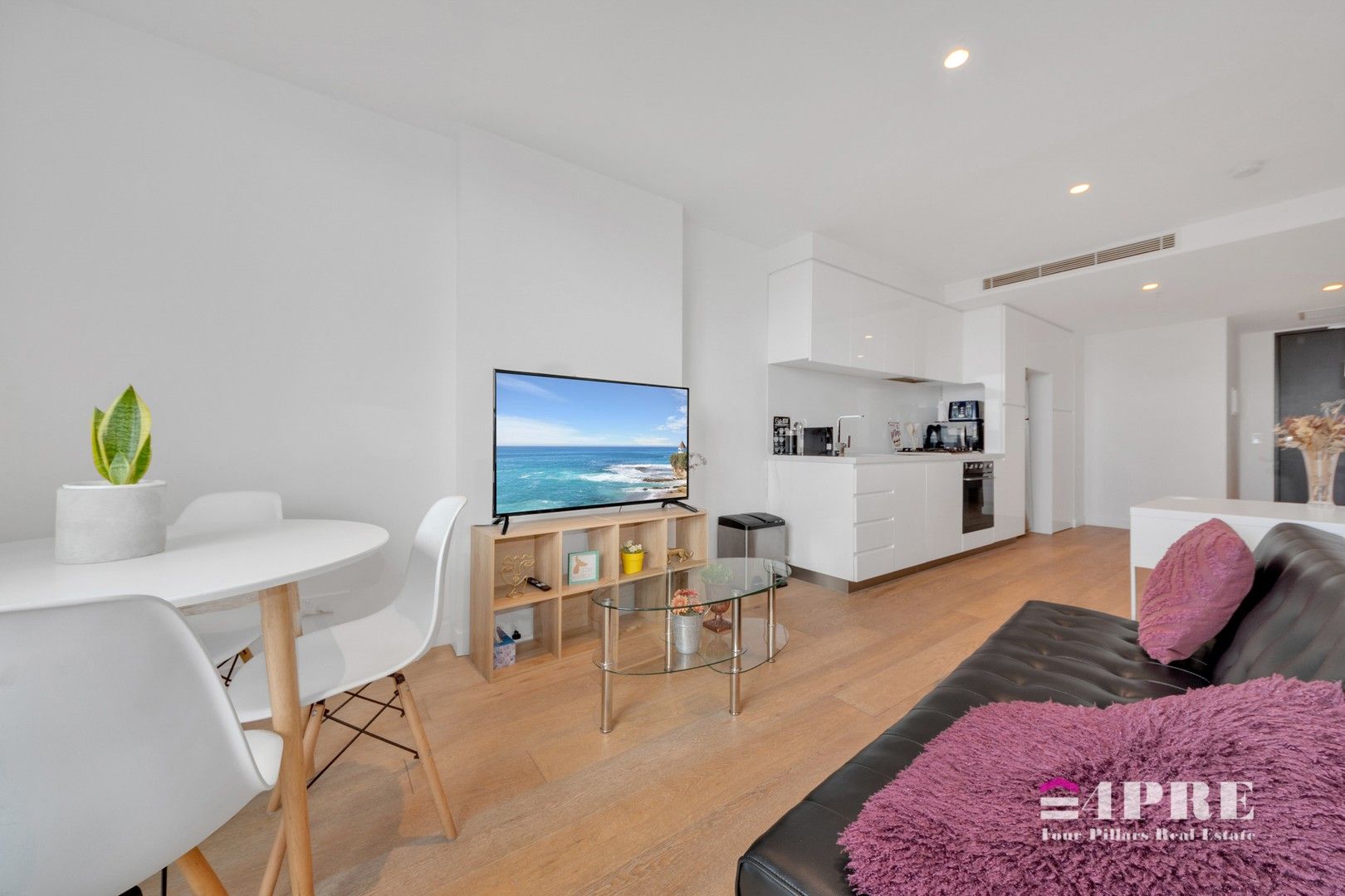 2801E/42 - 48 Balston Street, Southbank VIC 3006, Image 2