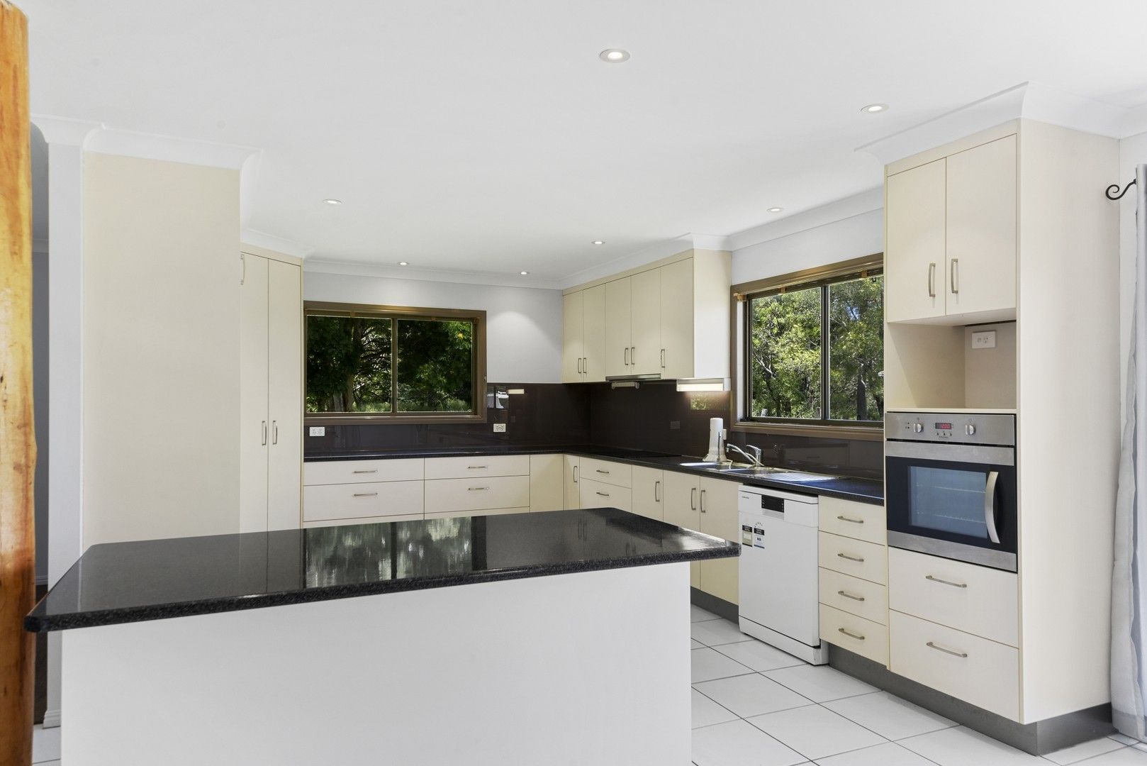 Mount Samson QLD 4520 5 beds house for Rent, 920 15666664 Domain