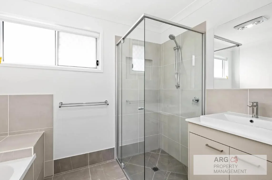 Additional image 8 of 39 Rottnest Crescent, Banya QLD 4551