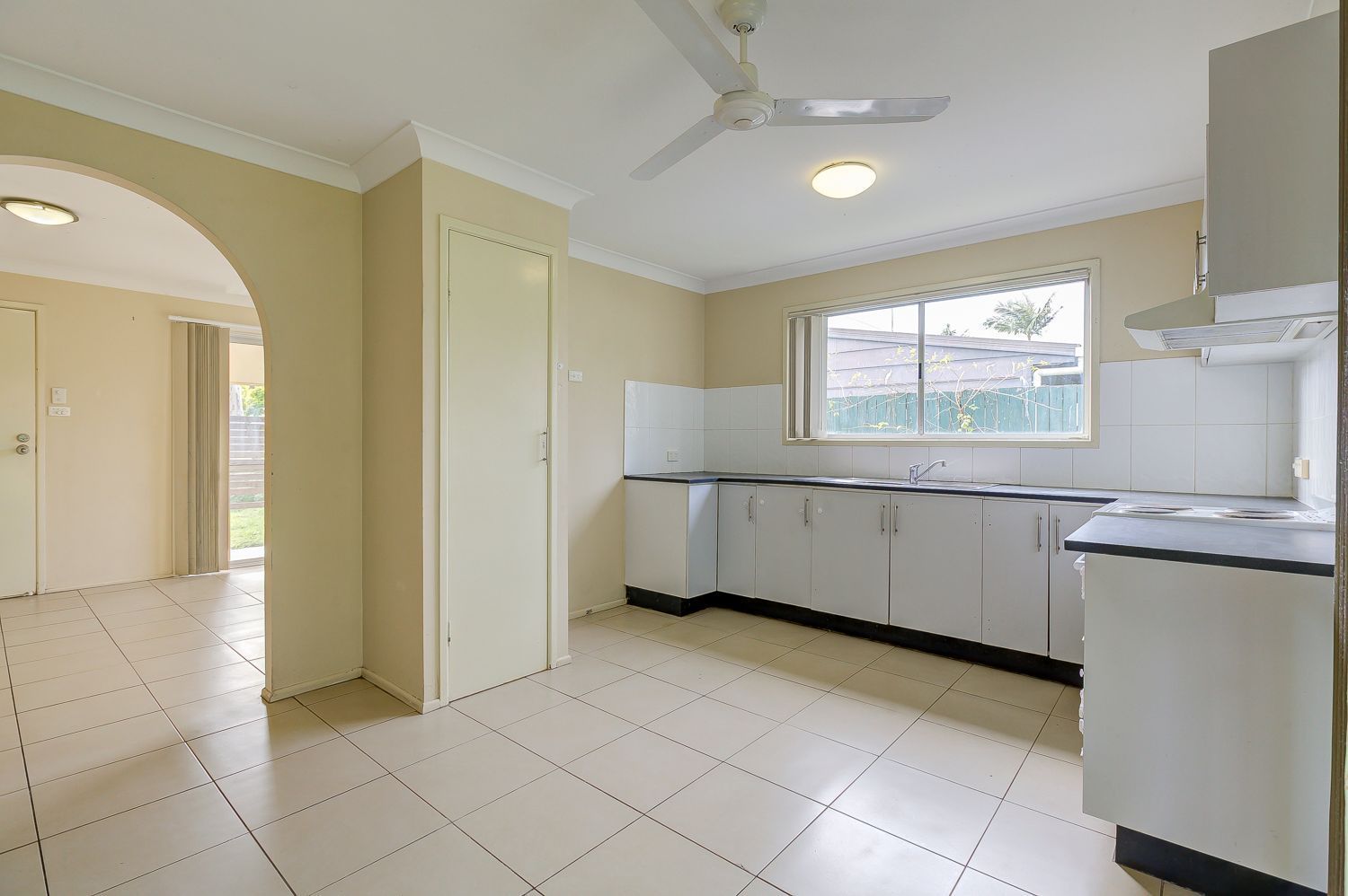 69 Velorum Drive, Kingston QLD 4114, Image 1