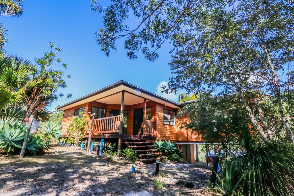 83 Whyte Crescent, Agnes Water QLD 4677, Image 2