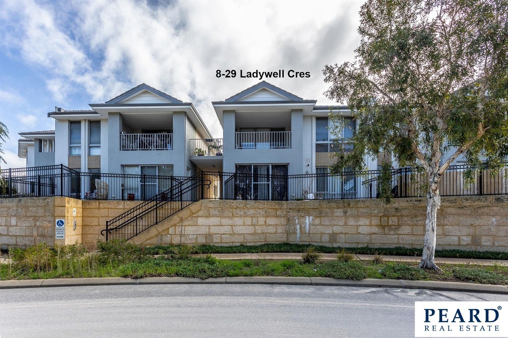 2 bedrooms Apartment / Unit / Flat in 8/29 Ladywell Crescent BUTLER WA, 6036