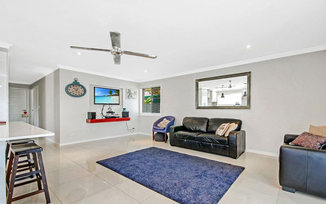 85 Anning Avenue, Golden Beach QLD 4551, Image 2