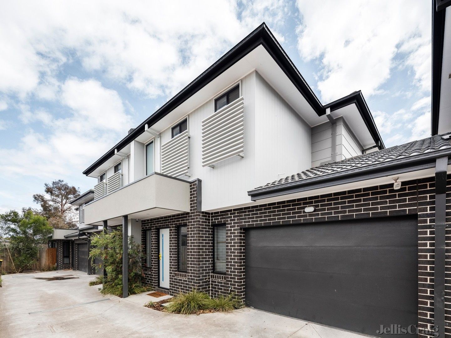 2/7 Highland Street, Kingsbury VIC 3083 Townhouse For Rent 480