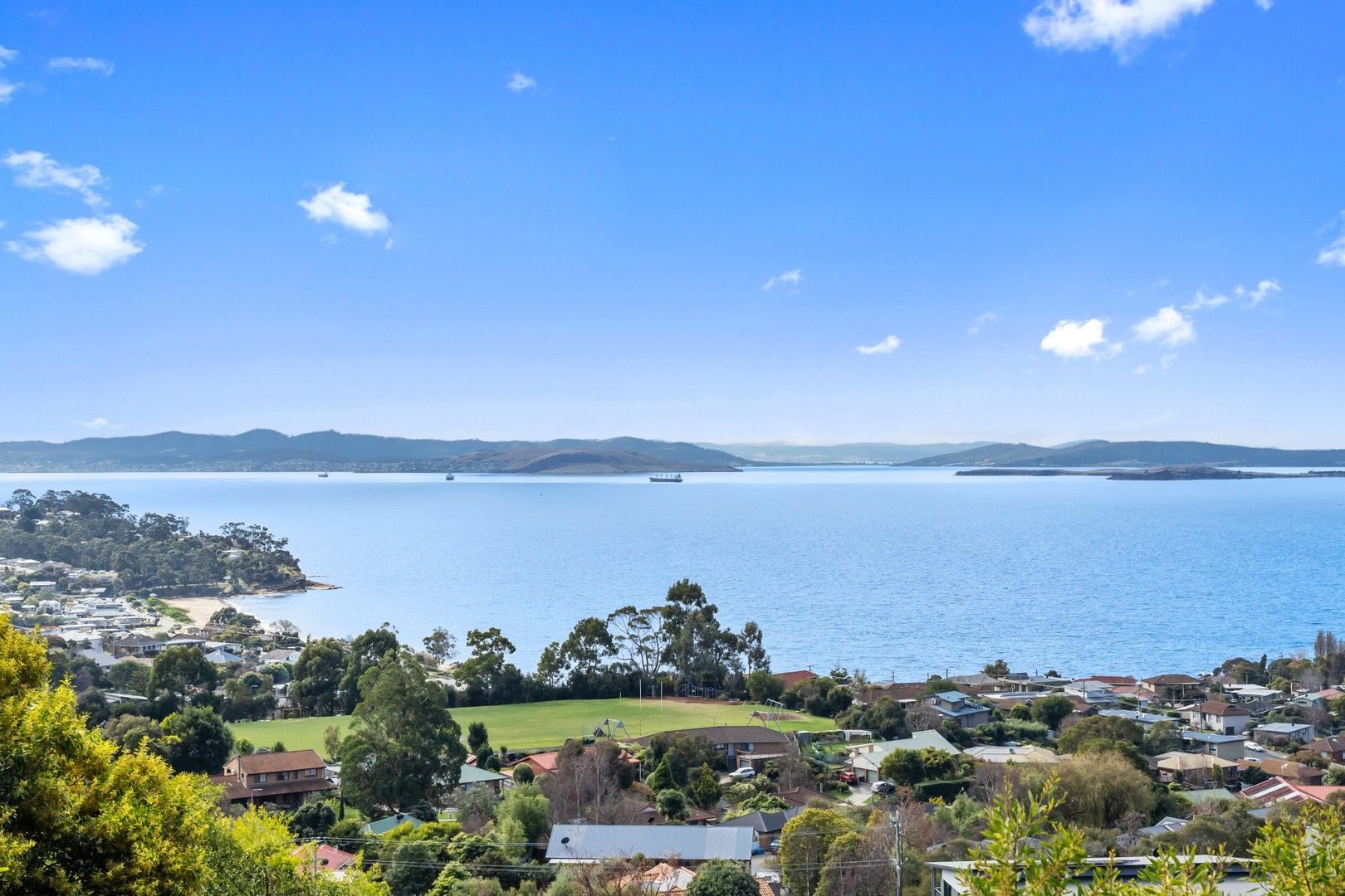 Vacant land in 25 Bluebush Crescent, BLACKMANS BAY TAS, 7052