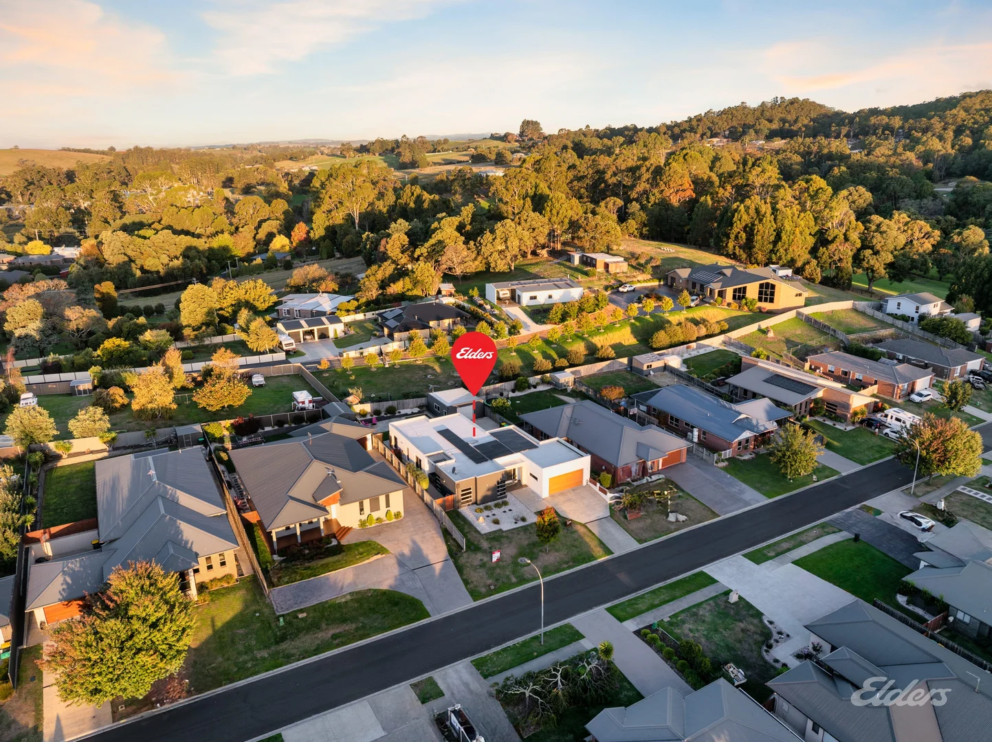 Additional image 30 of 29 Berkshire Parade, Penguin TAS 7316