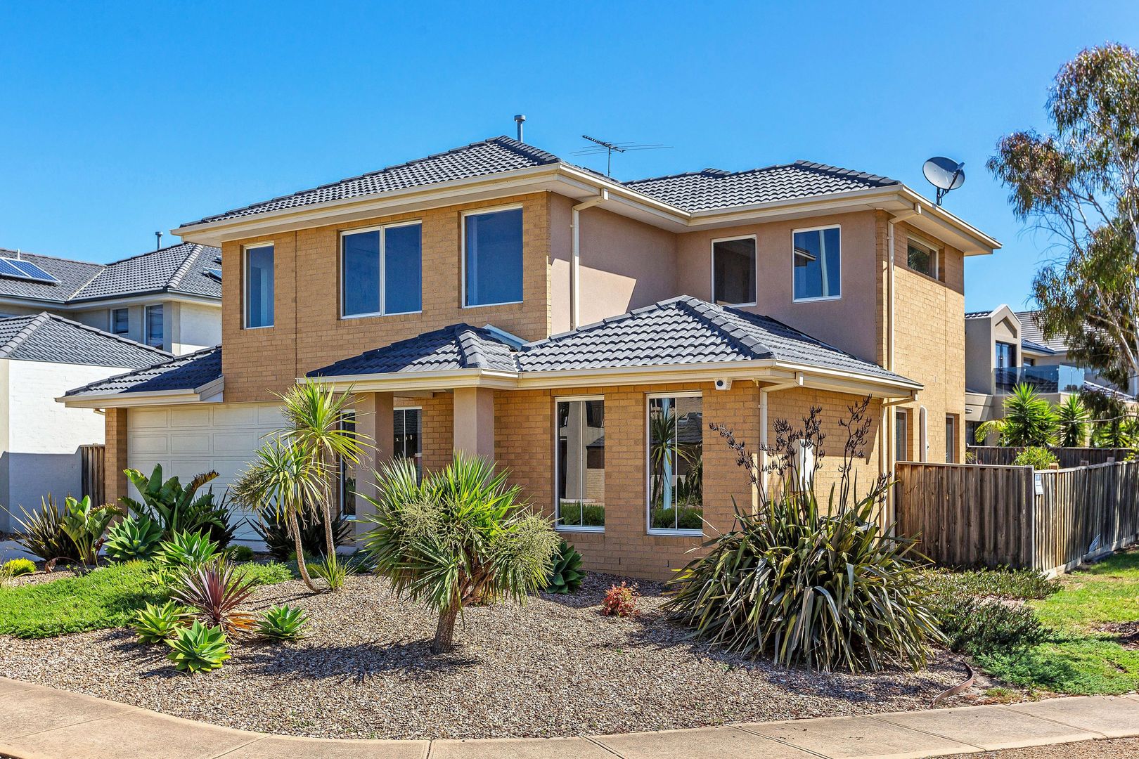 20 The Esplanade, Sanctuary Lakes VIC 3030, Image 1