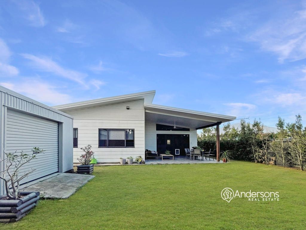 4 bedrooms House in 39 Shelly Court MISSION BEACH QLD, 4852