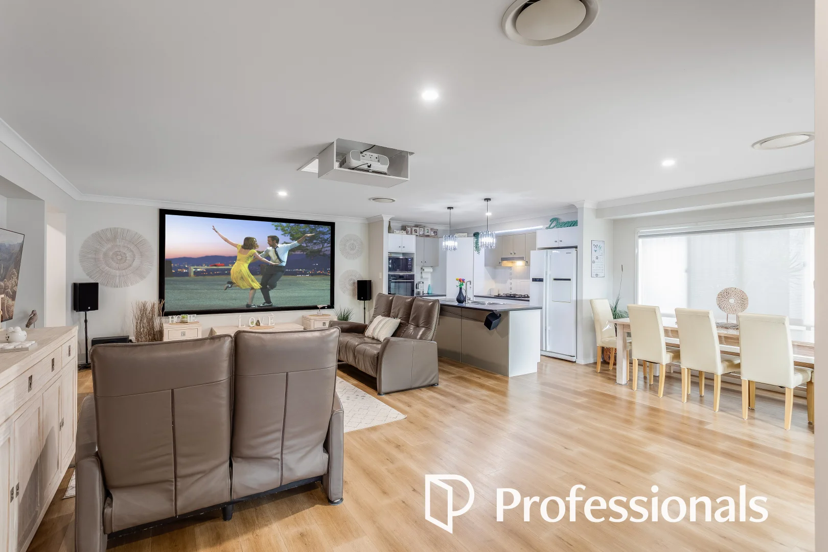 Additional image 3 of 15 Lilly Crescent, Kallangur QLD 4503