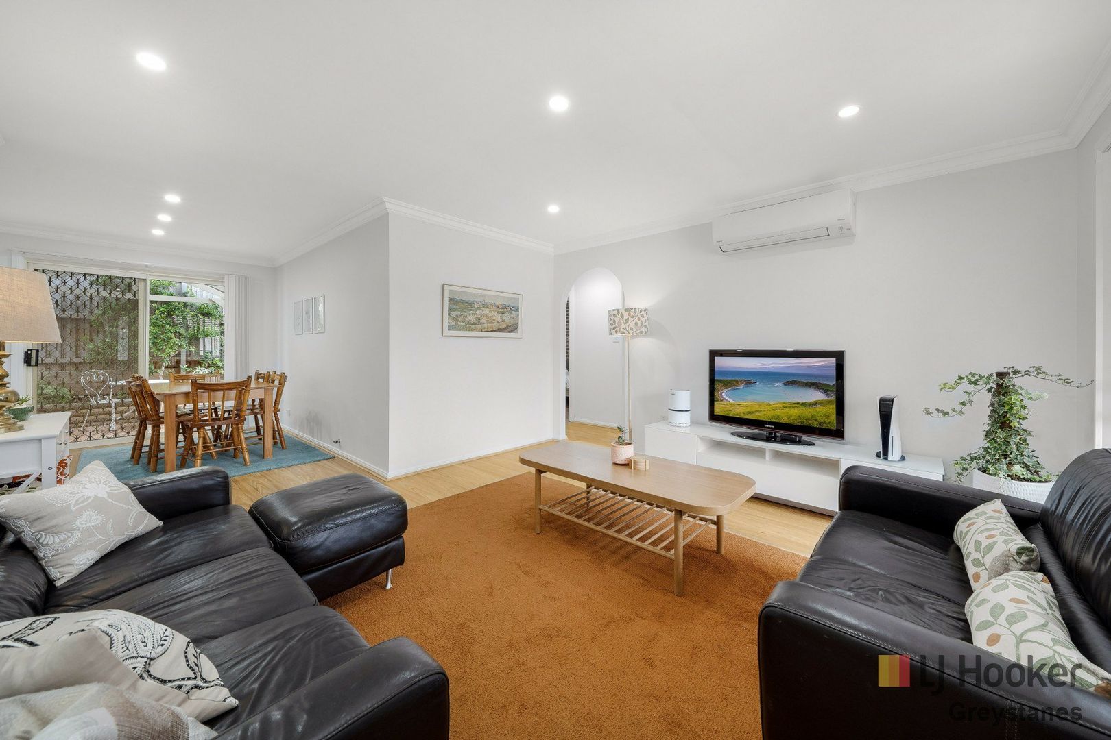 3/24 Allison Road, Guildford NSW 2161, Image 2