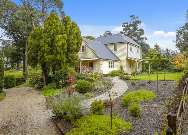 70 Railway Place, Macedon VIC 3440