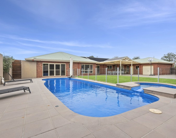 10 Koorong Court, Highton VIC 3216