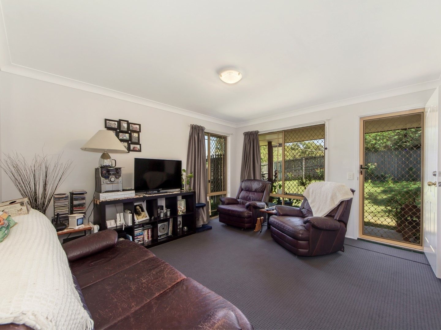 1 & 2/105 Woodford Street, One Mile QLD 4305, Image 0