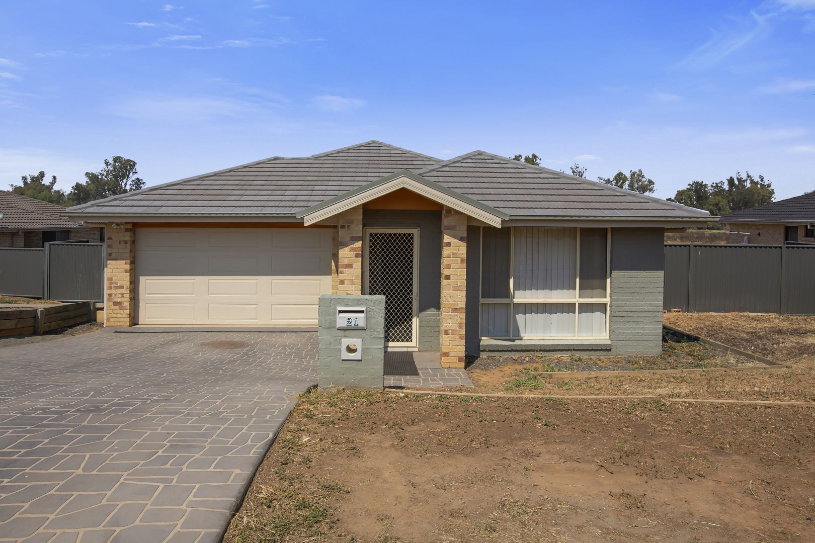21 Regal Park Drive, Oxley Vale NSW 2340
