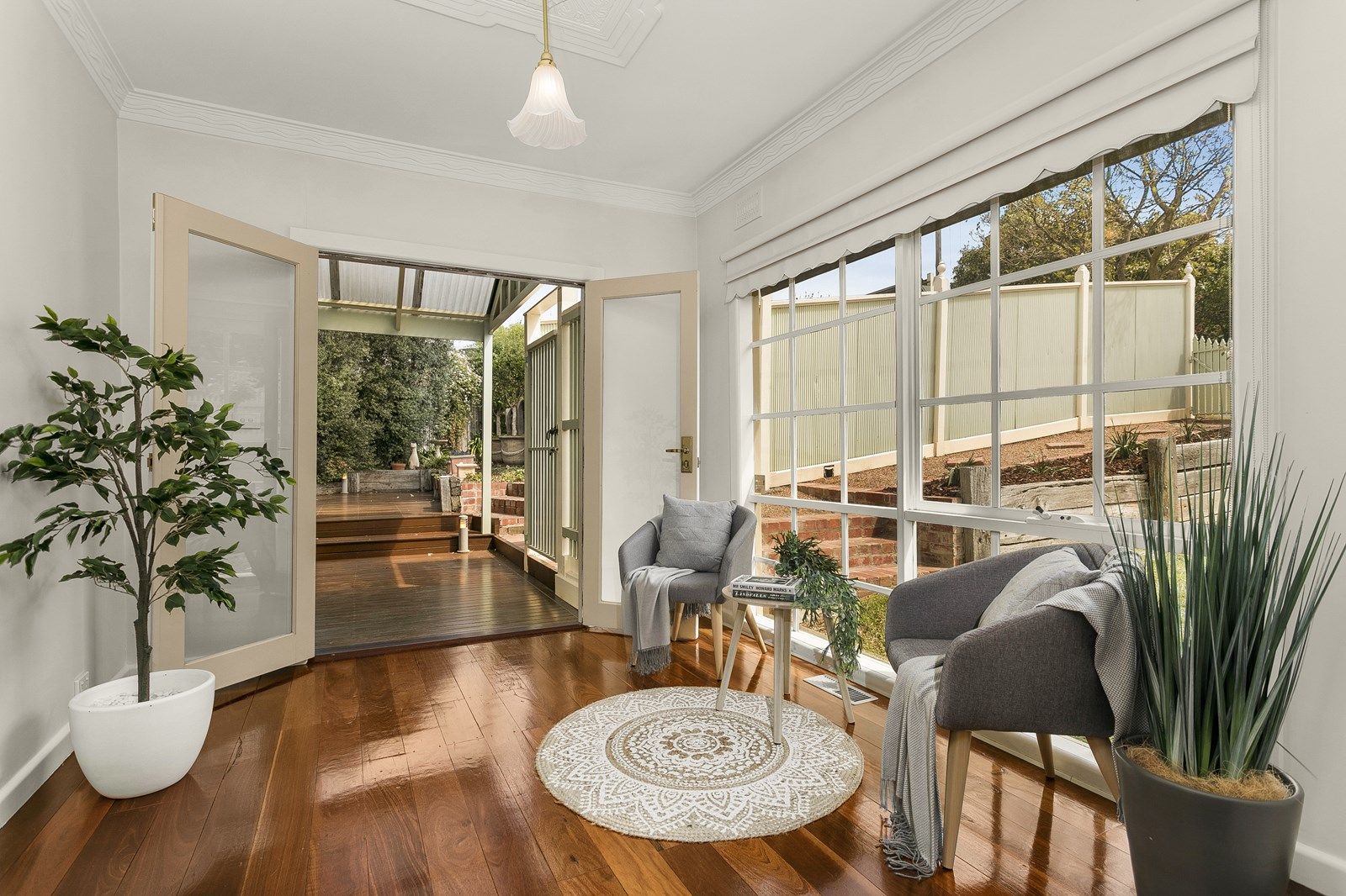 4 Hunt Crescent, Ascot Vale VIC 3032, Image 2