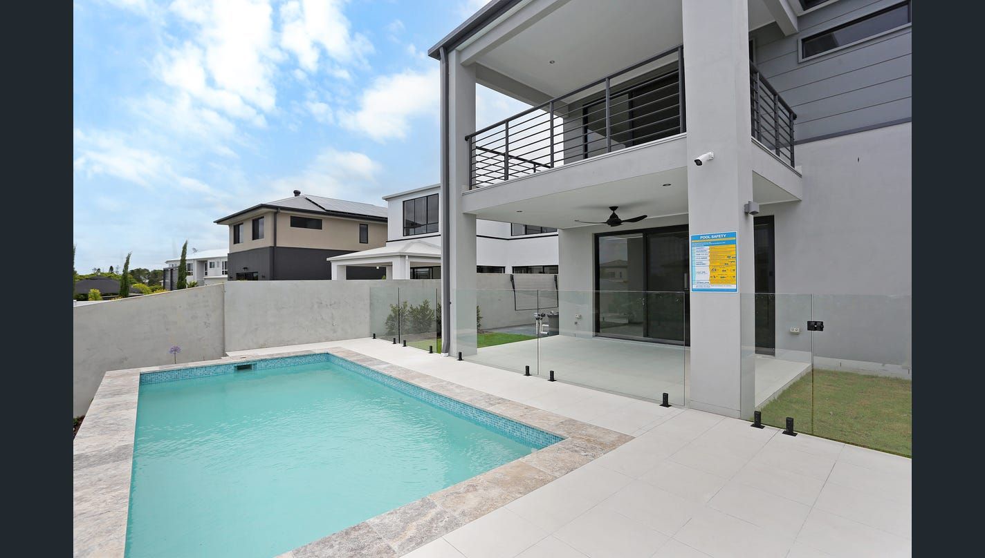 1902 Sunningdale Court, Sanctuary Cove QLD 4212, Image 1