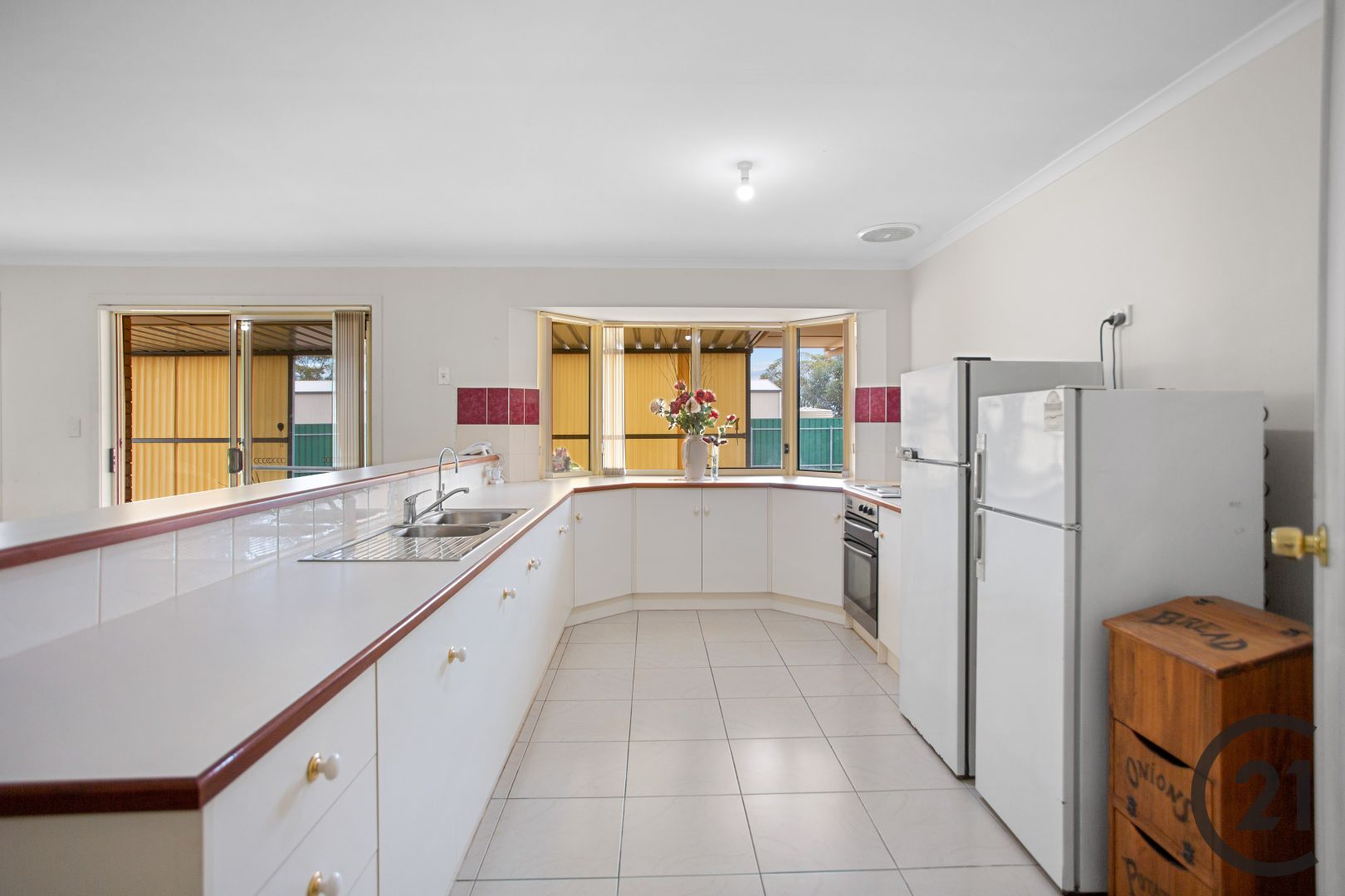 5 - 7 Acland Street, Blanchetown SA 5357, Image 2